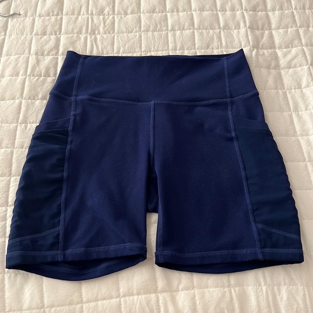 Fabletics power hold - On the go high waisted shorts, 6"